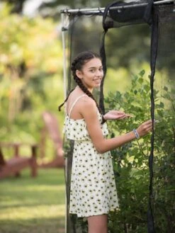 Storm Proof Crop Cage, Large -Yard Tool Store 8592463 105 tif