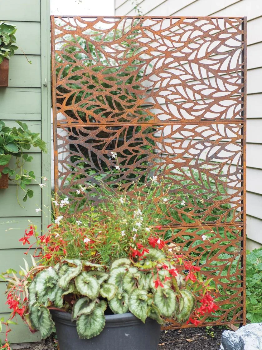 Veradek 3-Panel Privacy Screen Set, Flowleaf 1 Veradek 3-Panel Privacy Screen Set, Flowleaf