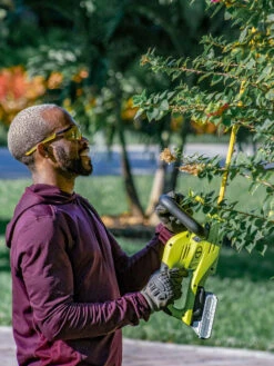 Sun Joe 24V-HT22-LTE 24-Volt ION+ Cordless Hedge Trimmer Kit | 22-Inch | W/ 2.0-Ah Battery And Charger -Yard Tool Store 8610657 06v